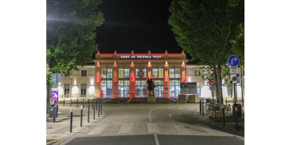ואלנס Studio Equipe Hyper Centre De Valence מראה חיצוני תמונה
